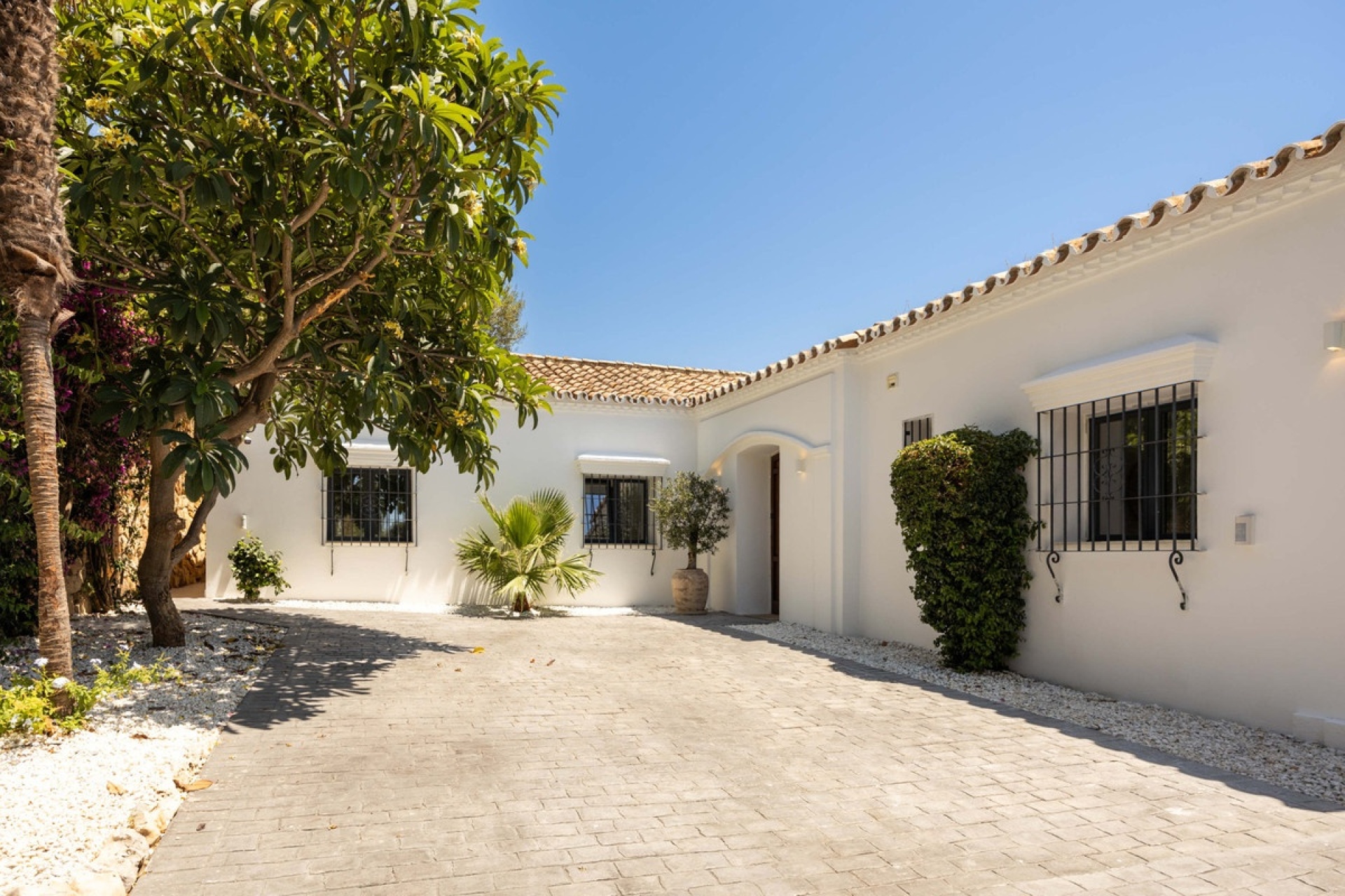 Resale - Villa - Estepona - Estepona Centro