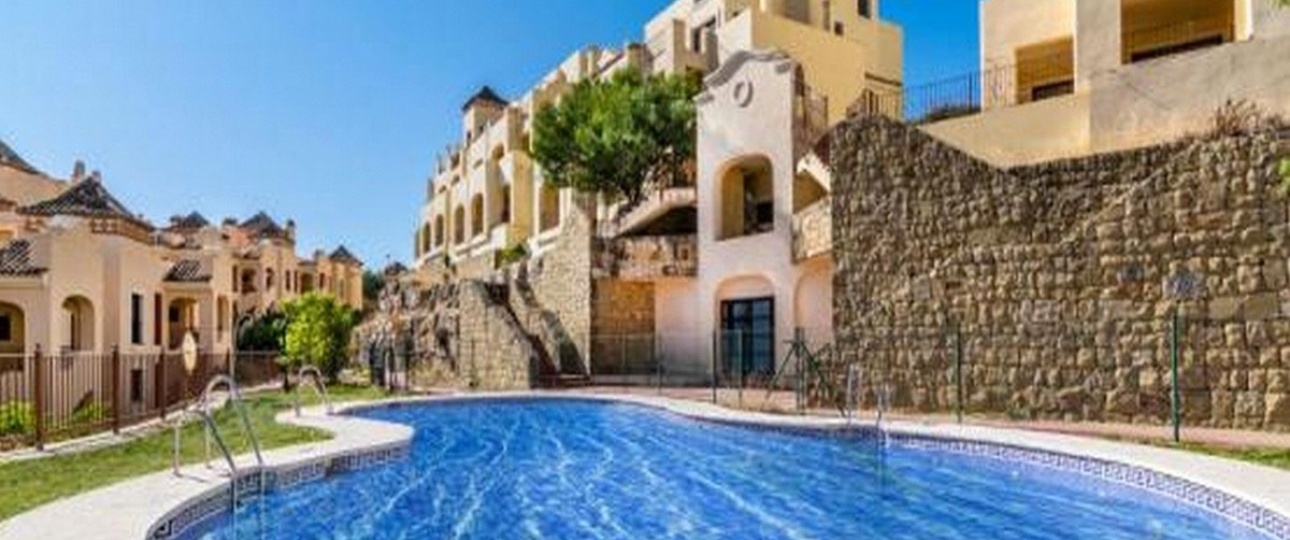 Resale - Villa - Estepona - Estepona Centro