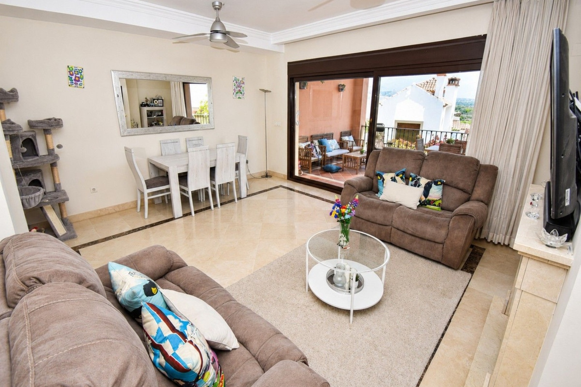 Resale - Villa - Estepona - Estepona Centro
