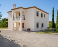 Resale - Villa - Estepona - Estepona Centro