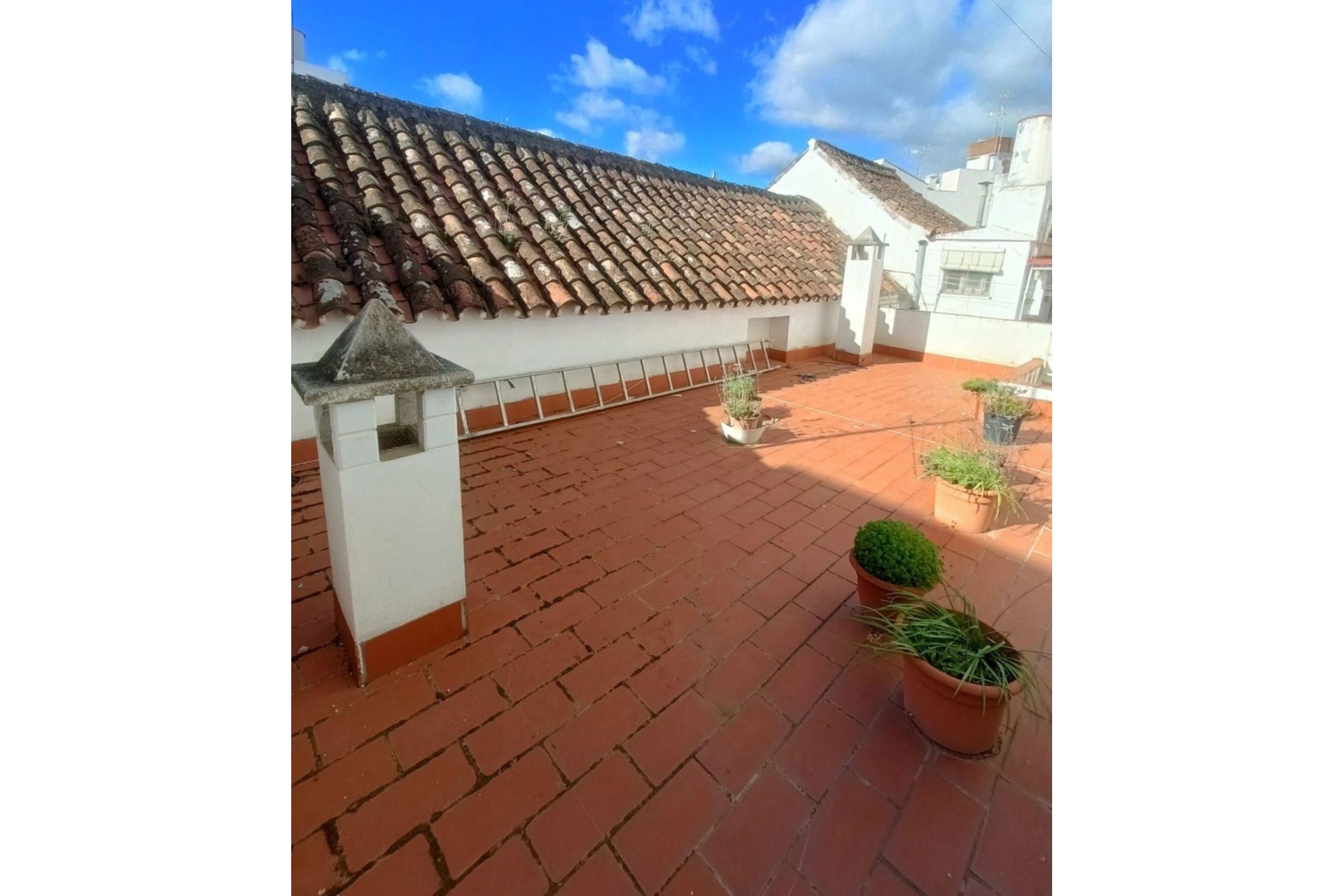 Resale - Villa - Estepona - Estepona Centro