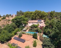Resale - Villa - Estepona - Estepona Centro