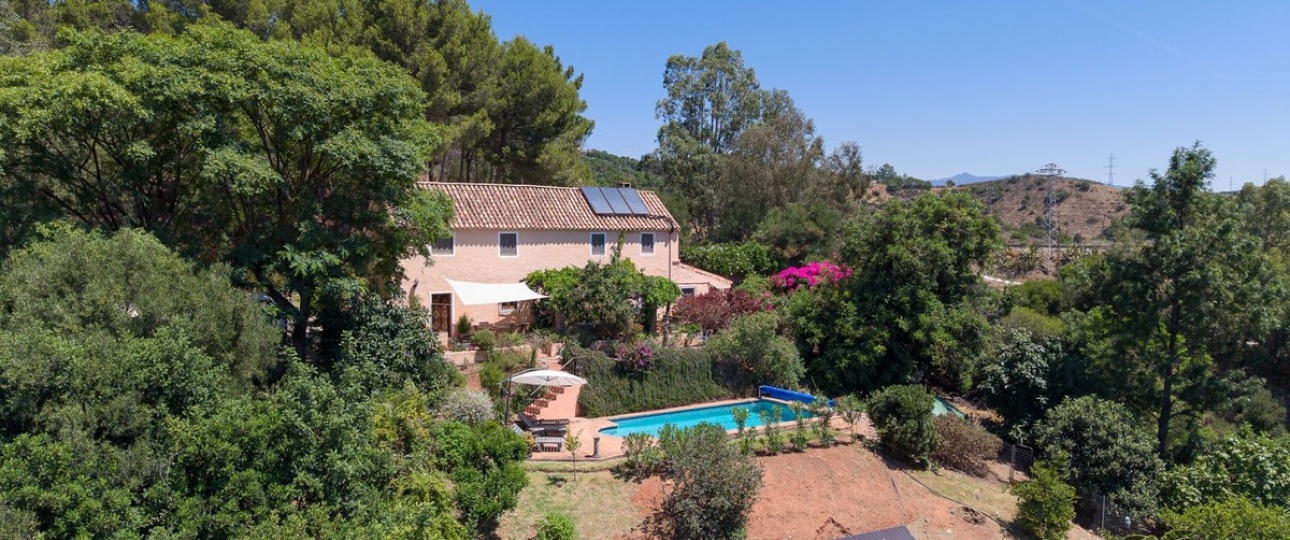 Resale - Villa - Estepona - Estepona Centro