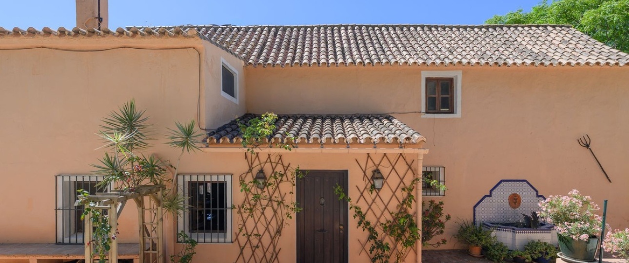 Resale - Villa - Estepona - Estepona Centro