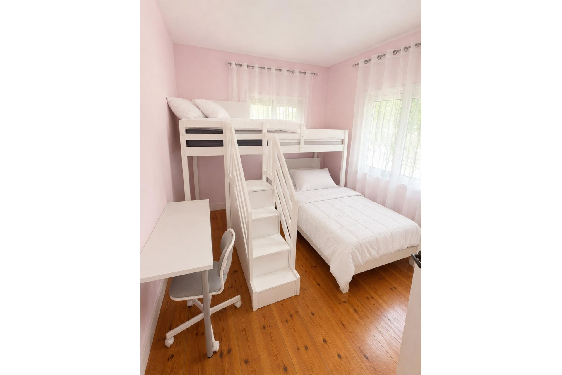 Resale - Villa - Estepona - Estepona Centro