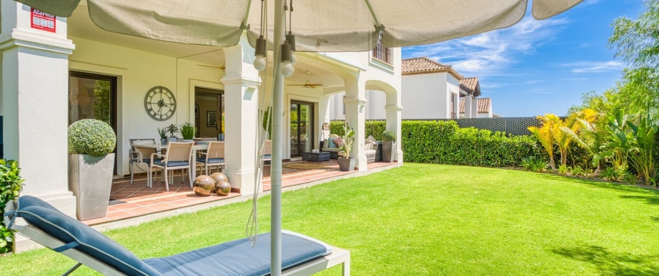 Resale - Villa - Estepona - Estepona Centro