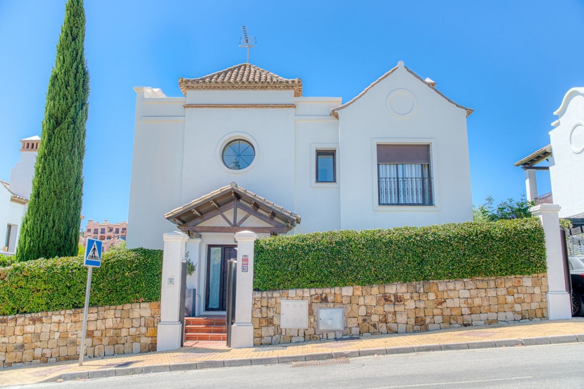 Resale - Villa - Estepona - Estepona Centro
