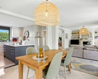 Resale - Villa - Estepona - Estepona Centro