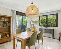 Resale - Villa - Estepona - Estepona Centro
