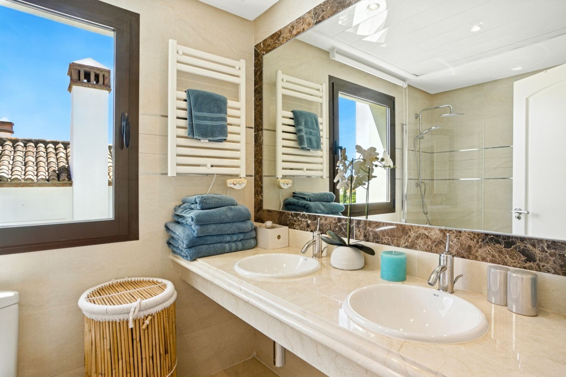 Resale - Villa - Estepona - Estepona Centro