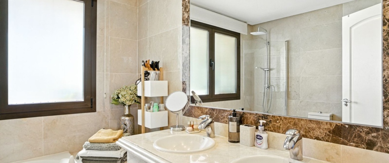 Resale - Villa - Estepona - Estepona Centro