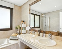Resale - Villa - Estepona - Estepona Centro