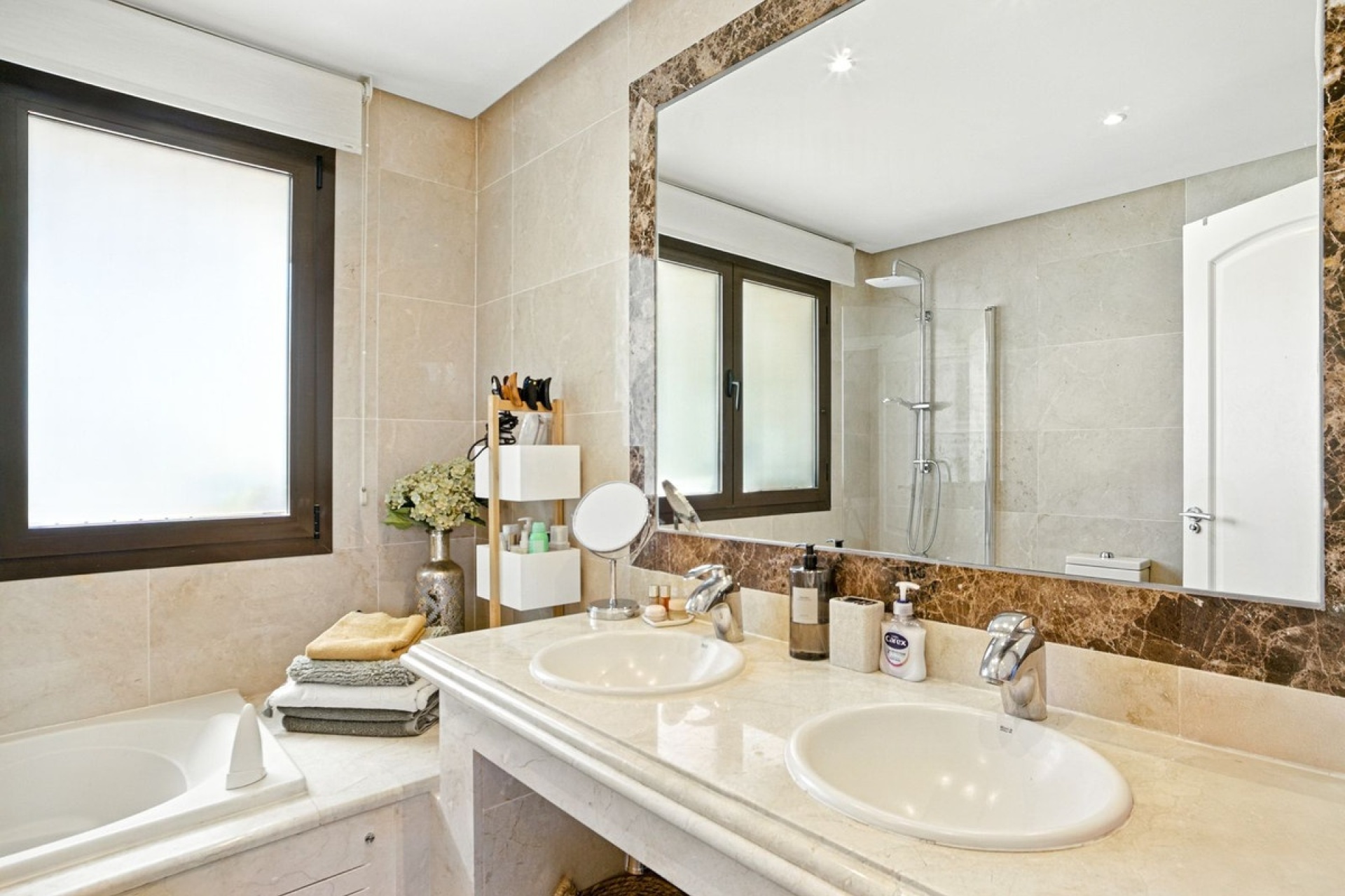 Resale - Villa - Estepona - Estepona Centro