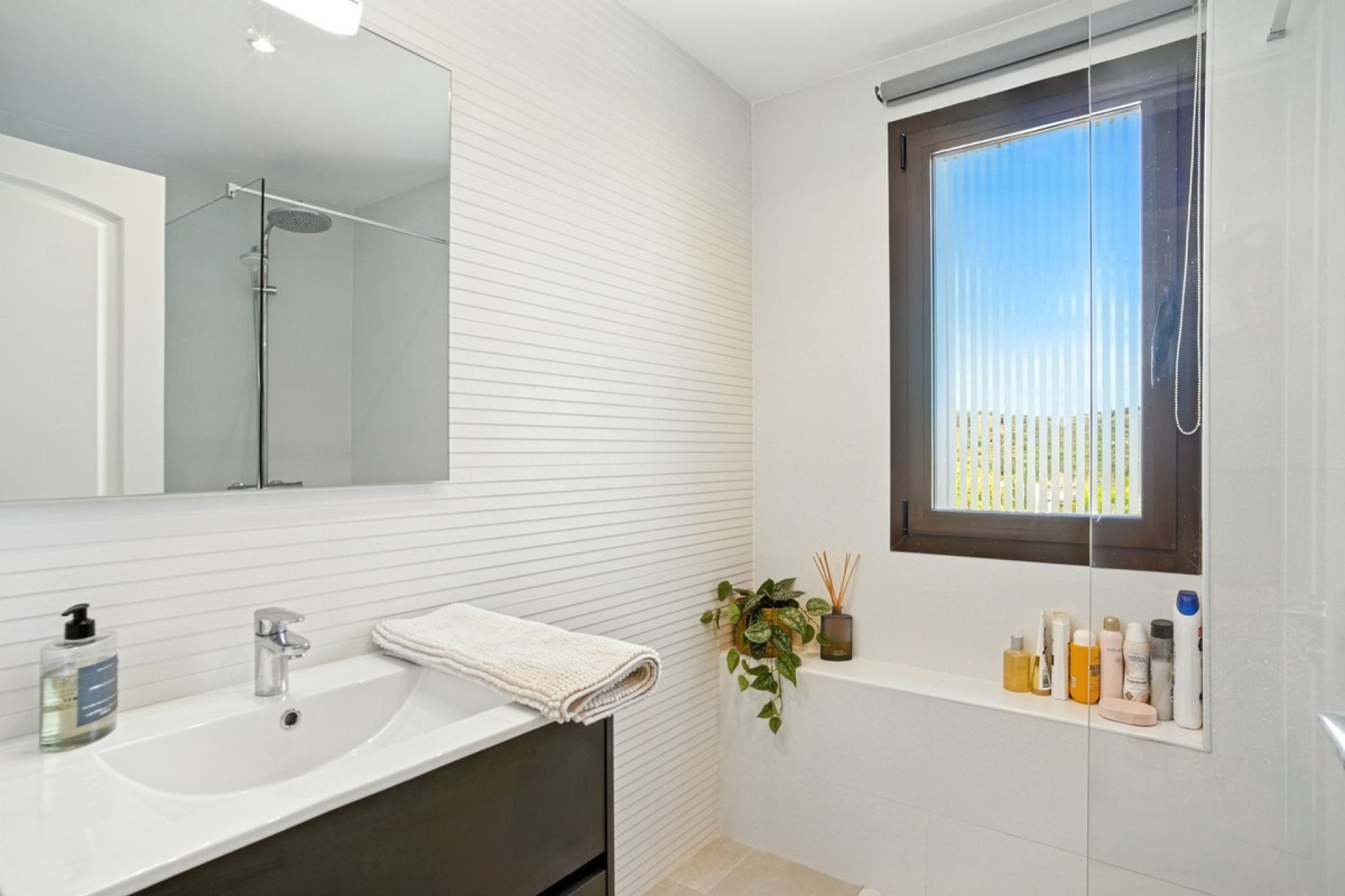 Resale - Villa - Estepona - Estepona Centro