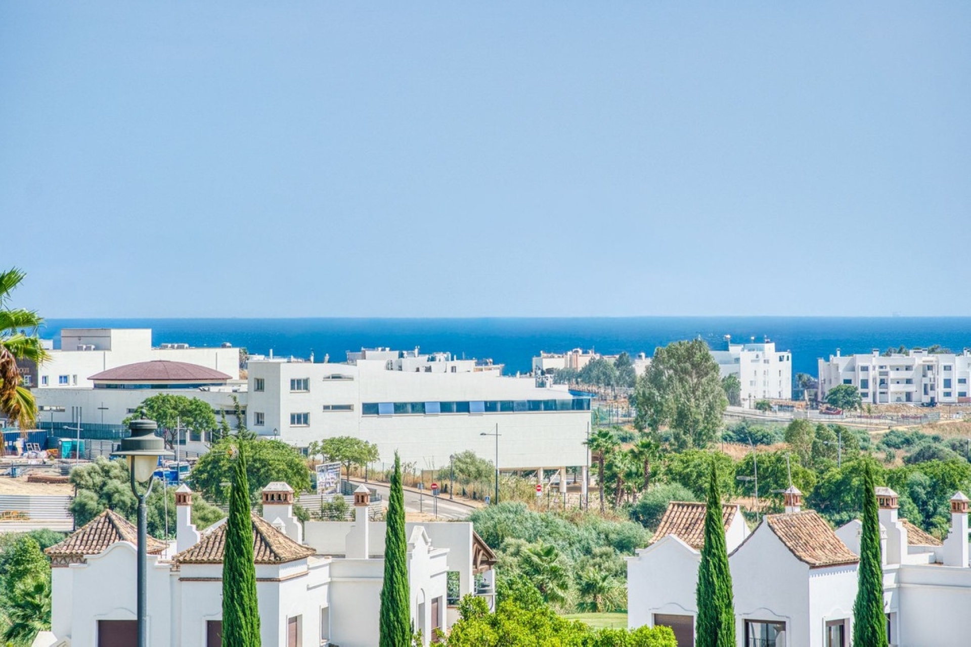Resale - Villa - Estepona - Estepona Centro
