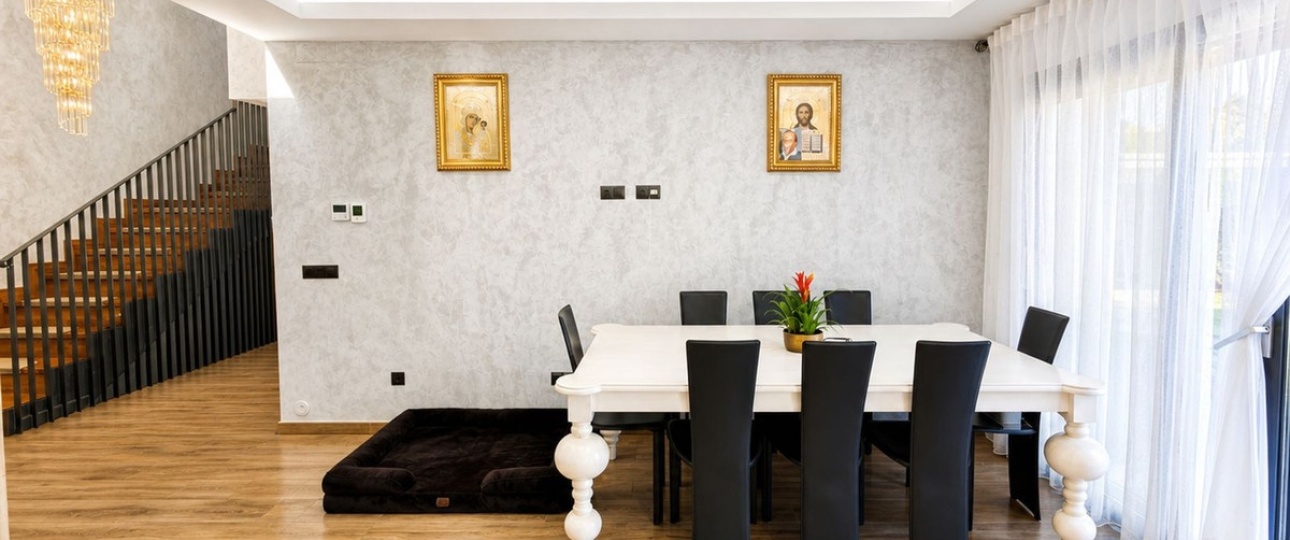 Resale - Villa - Estepona - Estepona Centro