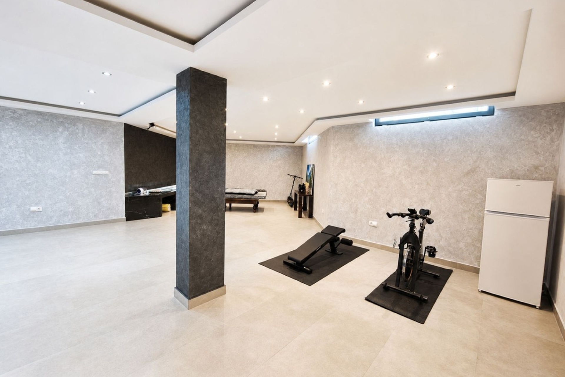 Resale - Villa - Estepona - Estepona Centro