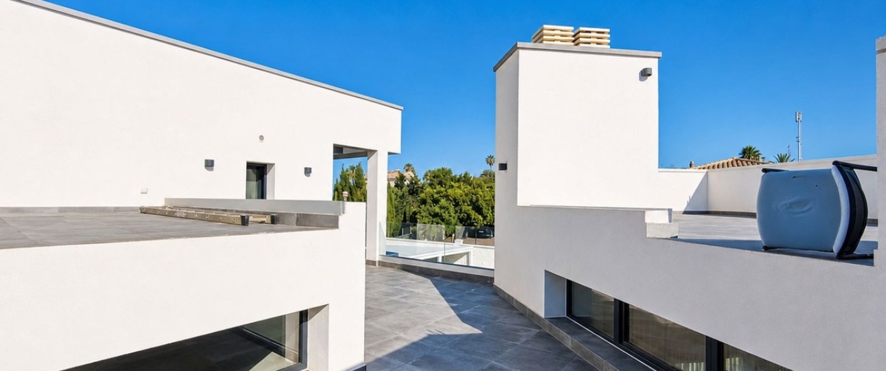 Resale - Villa - Estepona - Estepona Centro