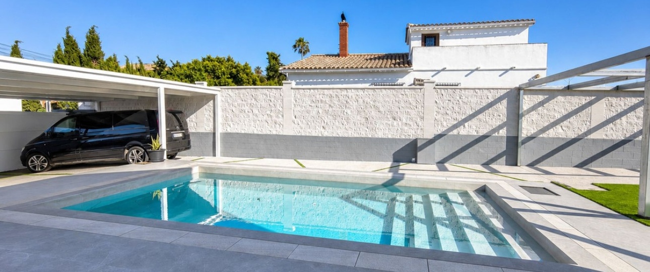 Resale - Villa - Estepona - Estepona Centro