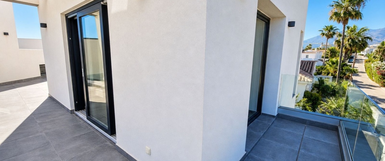 Resale - Villa - Estepona - Estepona Centro