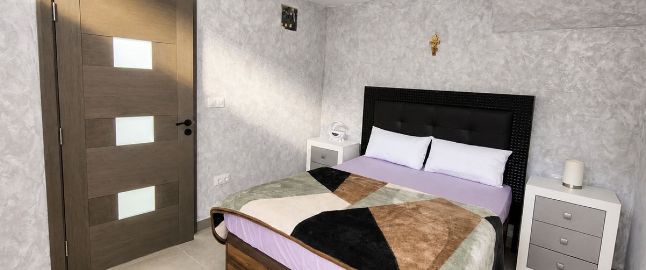Resale - Villa - Estepona - Estepona Centro