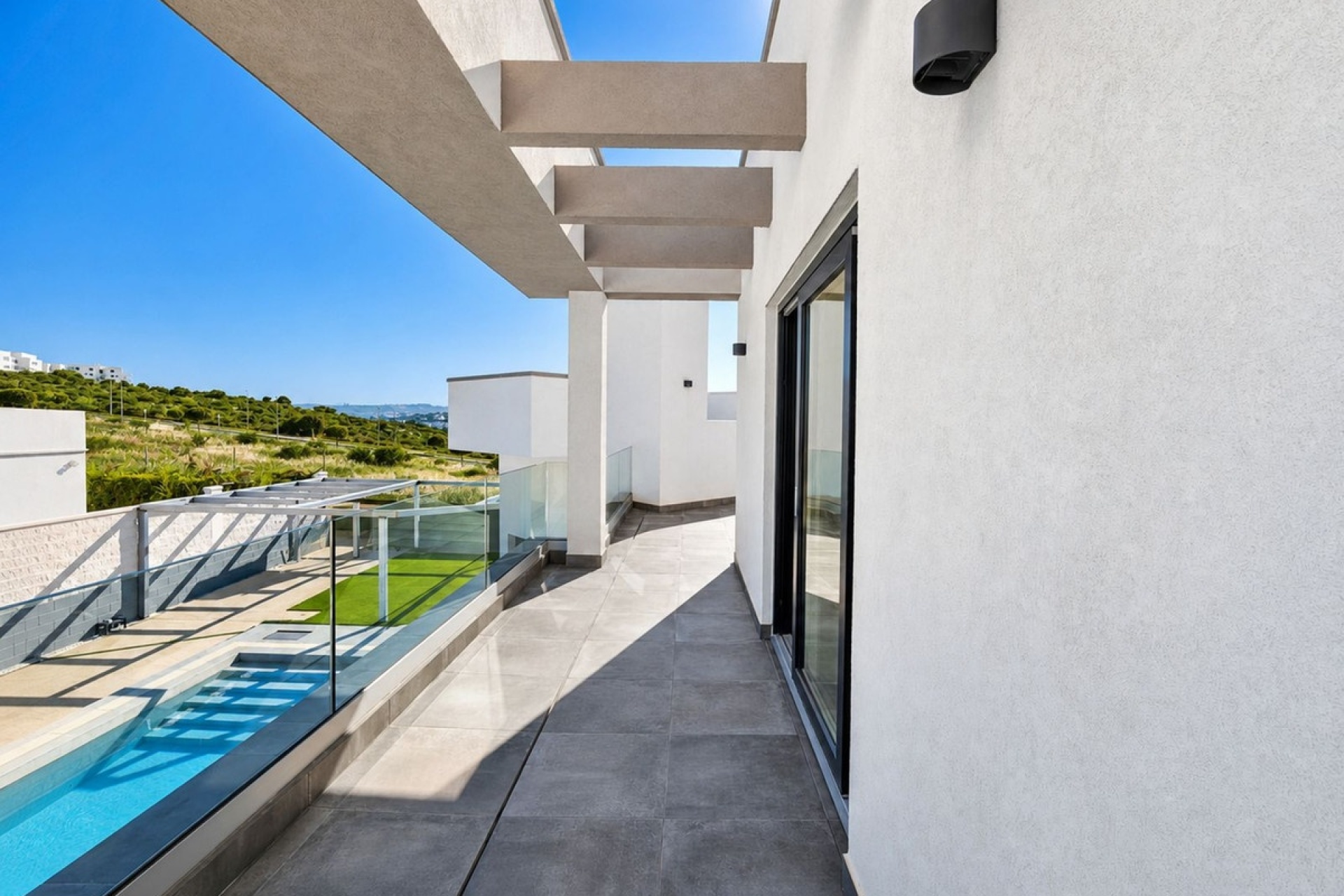Resale - Villa - Estepona - Estepona Centro