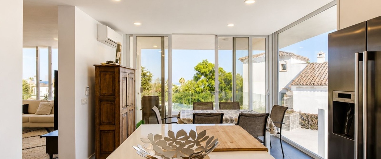 Resale - Villa - Estepona - Estepona Centro