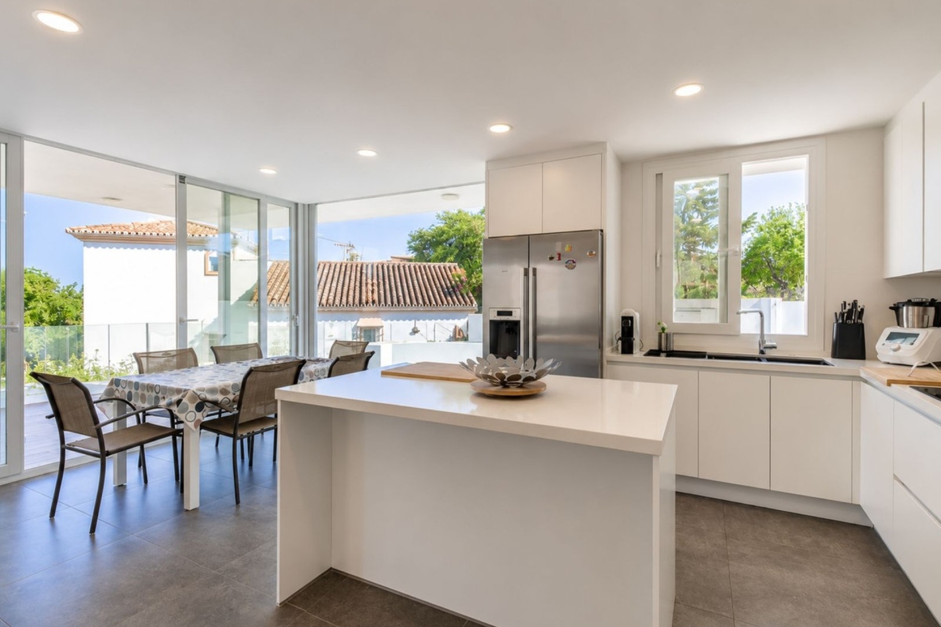 Resale - Villa - Estepona - Estepona Centro