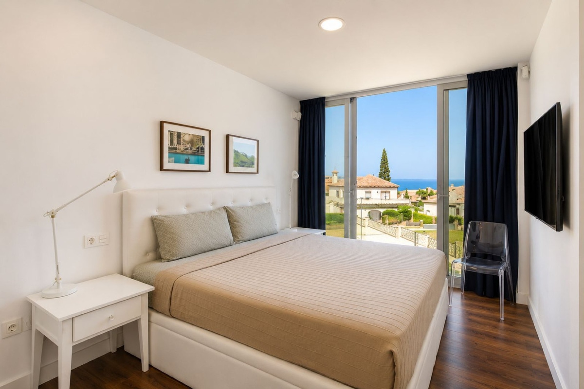 Resale - Villa - Estepona - Estepona Centro