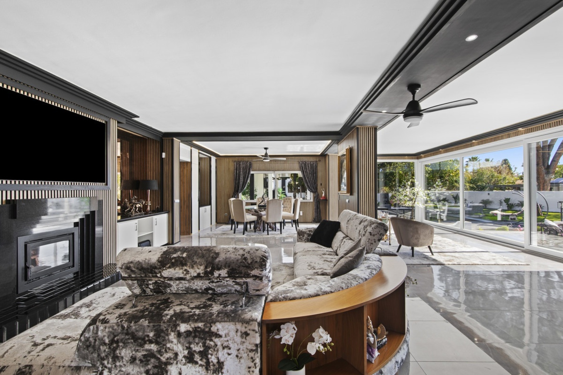 Resale - Villa - Estepona - Estepona Centro