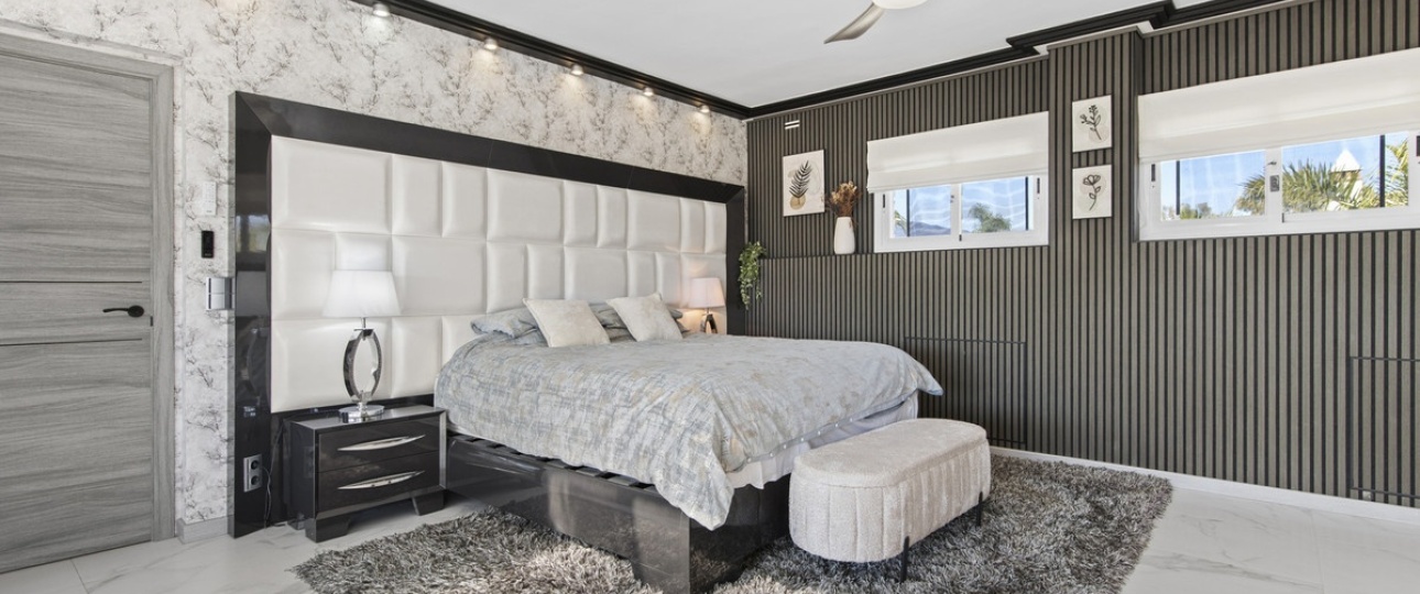Resale - Villa - Estepona - Estepona Centro