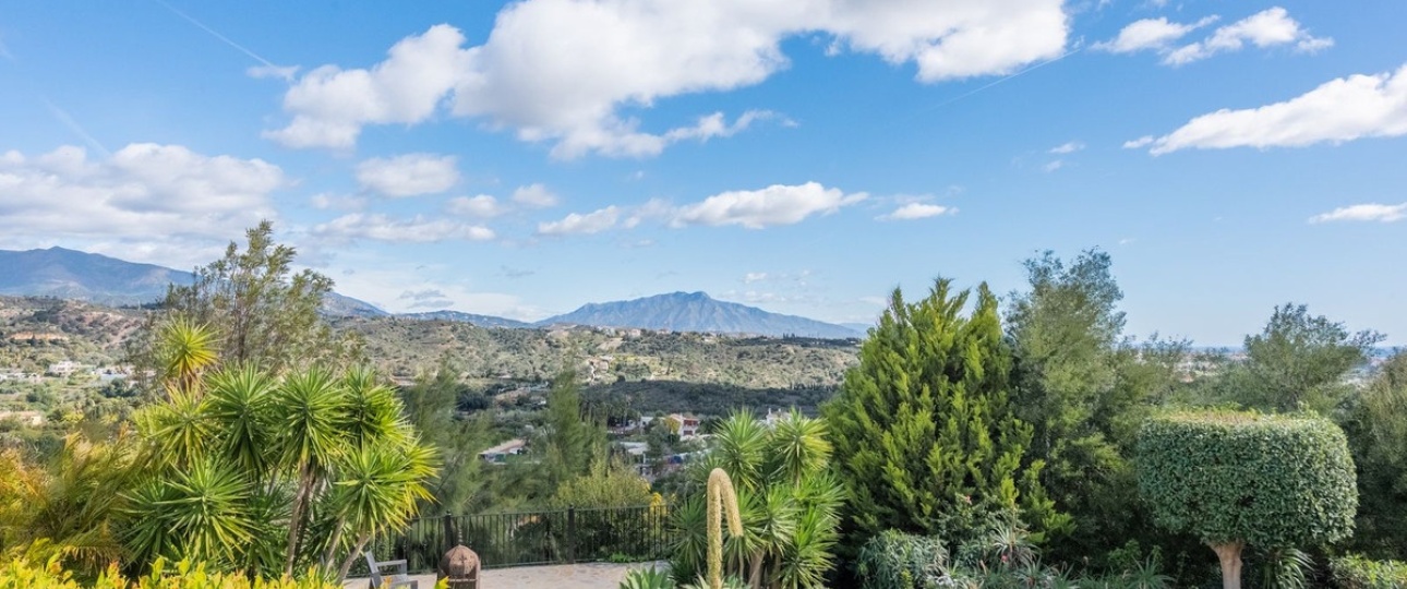 Resale - Villa - Estepona - Estepona Centro