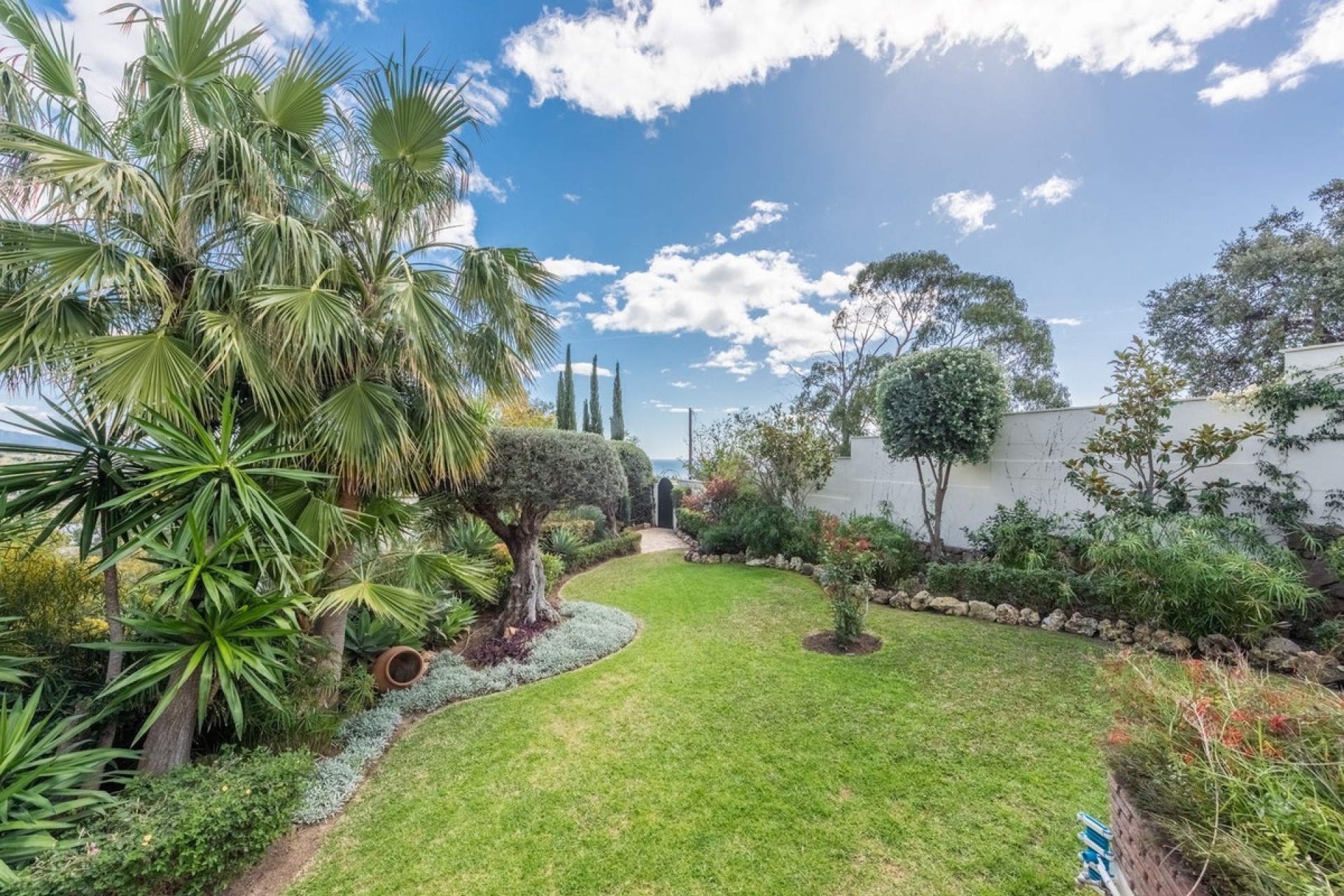 Resale - Villa - Estepona - Estepona Centro