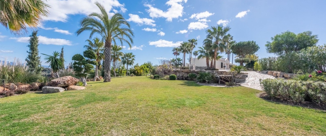 Resale - Villa - Estepona - Estepona Centro