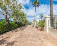Resale - Villa - Estepona - Estepona Centro