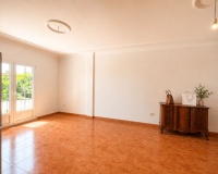 Resale - Villa - Estepona - Estepona Centro