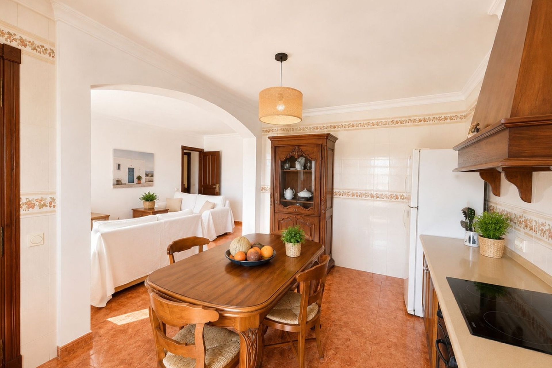 Resale - Villa - Estepona - Estepona Centro