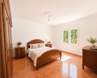 Resale - Villa - Estepona - Estepona Centro