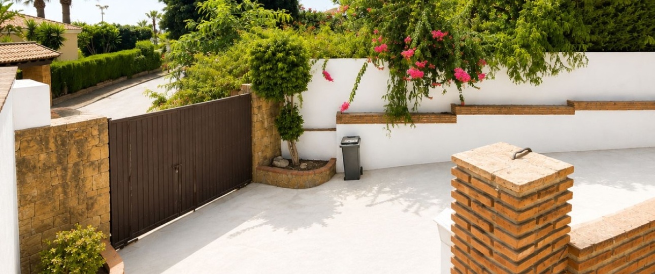 Resale - Villa - Estepona - Estepona Centro