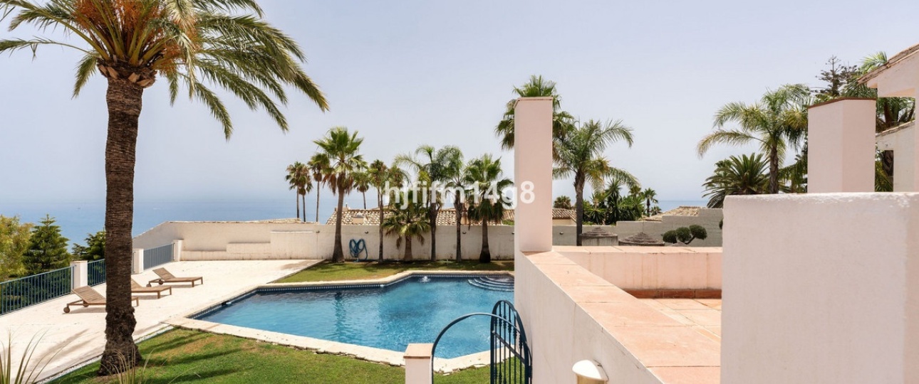 Resale - Villa - Estepona - Estepona Centro