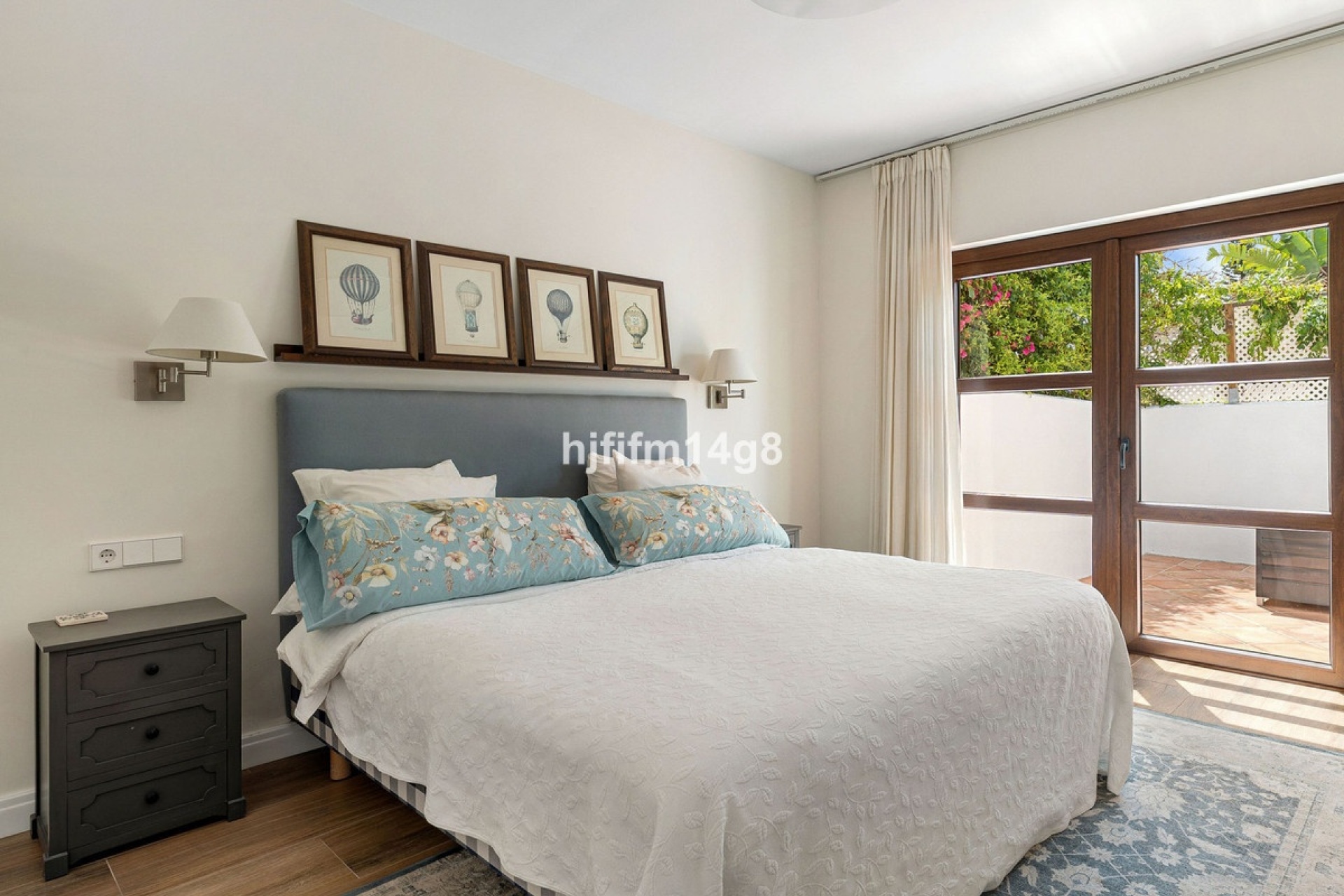 Resale - Villa - Estepona - Estepona Centro
