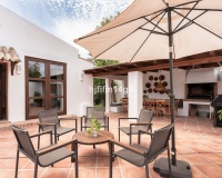 Resale - Villa - Estepona - Estepona Centro