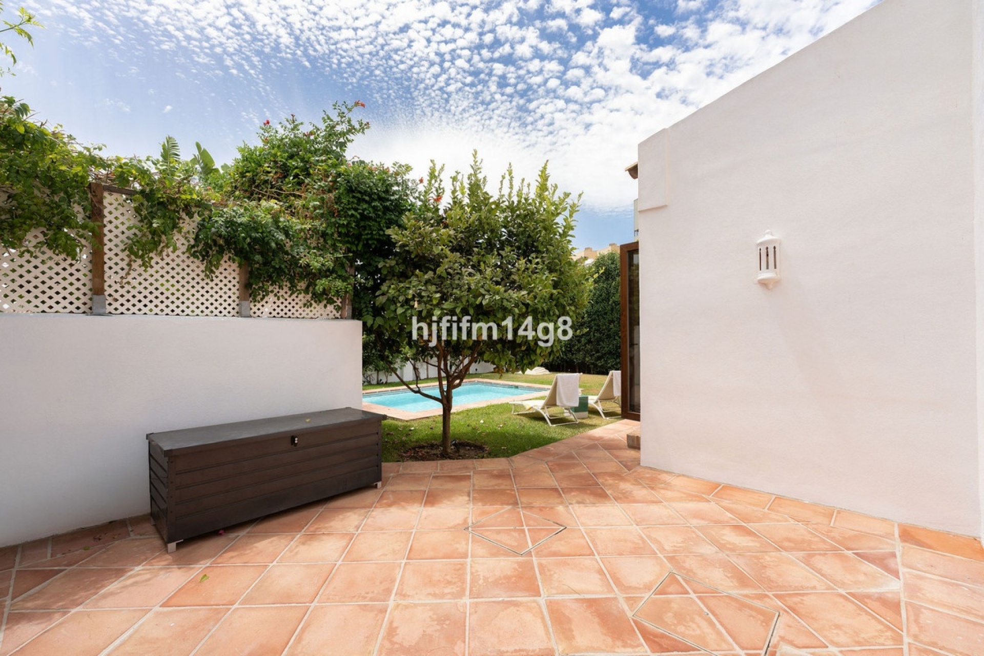 Resale - Villa - Estepona - Estepona Centro