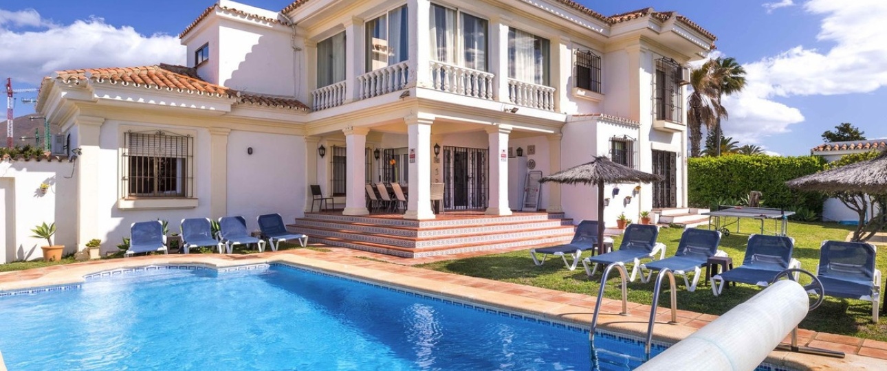 Resale - Villa - Estepona - Estepona Centro