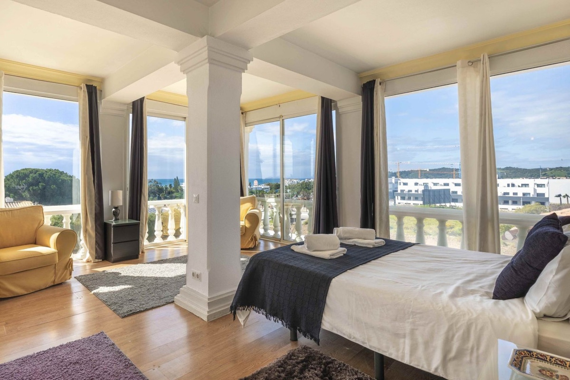Resale - Villa - Estepona - Estepona Centro
