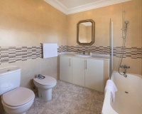 Resale - Villa - Estepona - Estepona Centro