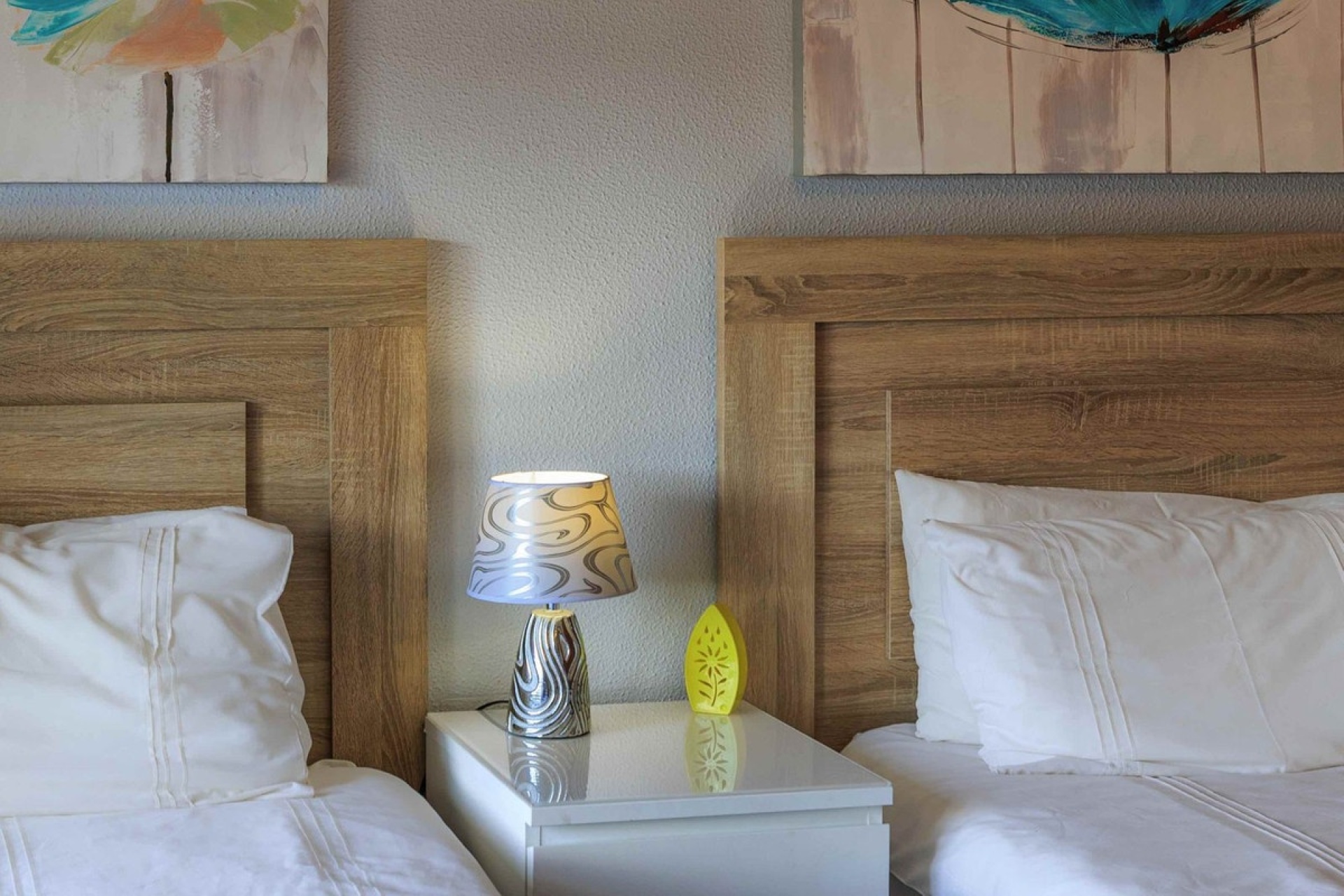 Resale - Villa - Estepona - Estepona Centro