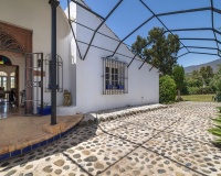 Resale - Villa - Estepona - Estepona Centro