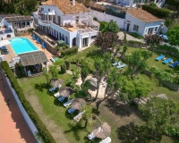 Resale - Villa - Estepona - Estepona Centro
