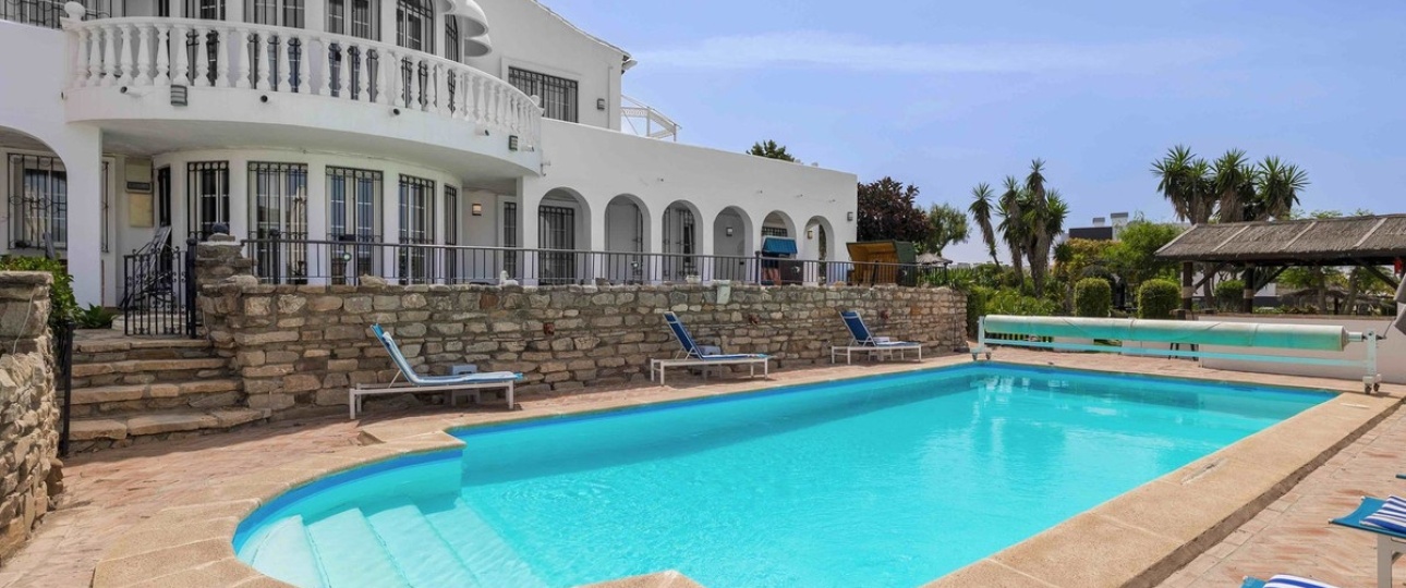 Resale - Villa - Estepona - Estepona Centro